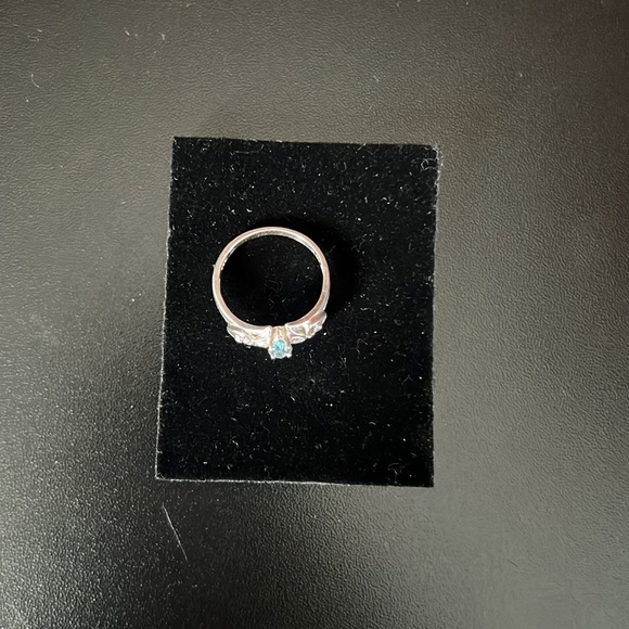 Blue topaz heart marquis ring - Picture 9 of 12